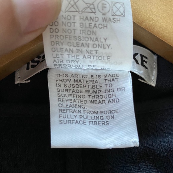 Issey Miyake faux shearling-trimmed cropped jacket - Picture 12 of 15